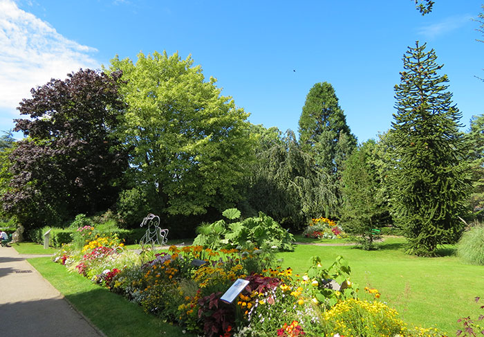 Normandie Sehenswürdigkeiten - Jardin des Plantes von Coutances 