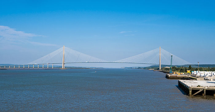 Normandie Sehenswürdigkeiten - Schrägseilbrücke Pont de Normandie in Le Havre